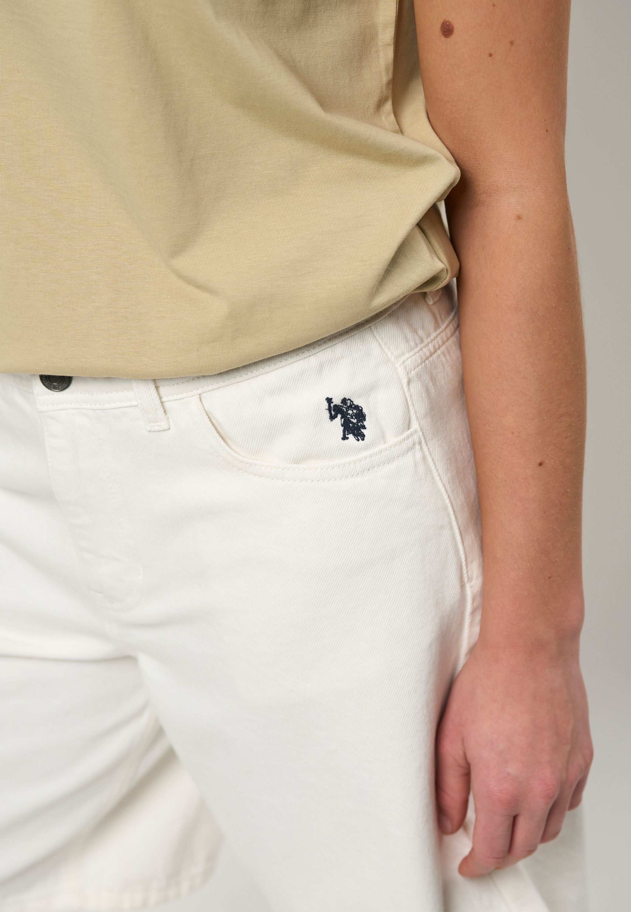 UWLexa Wide Leg Shorts