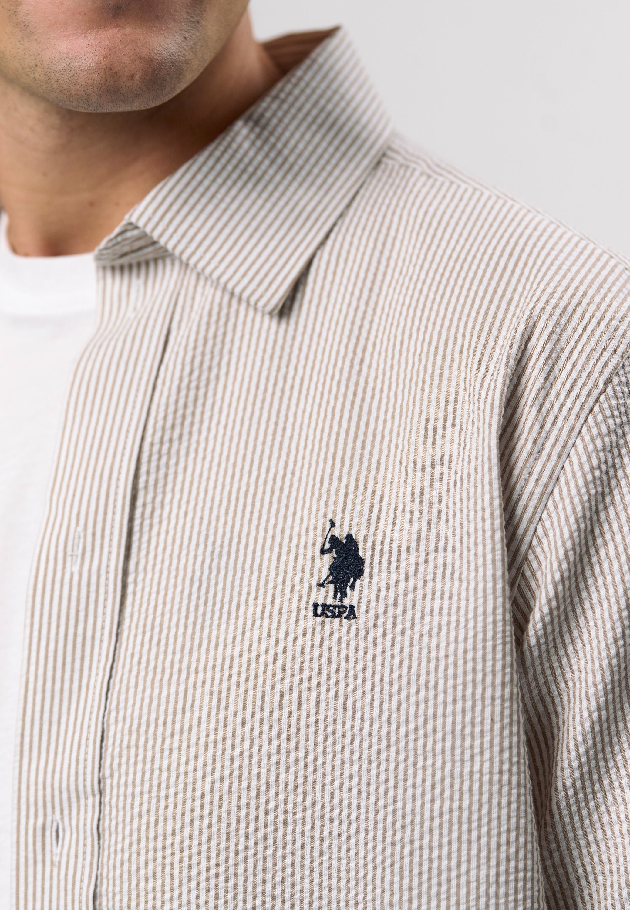 UMCharli Shirt Reg. Fit