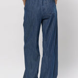 UWMira Pull Up Denim Pants